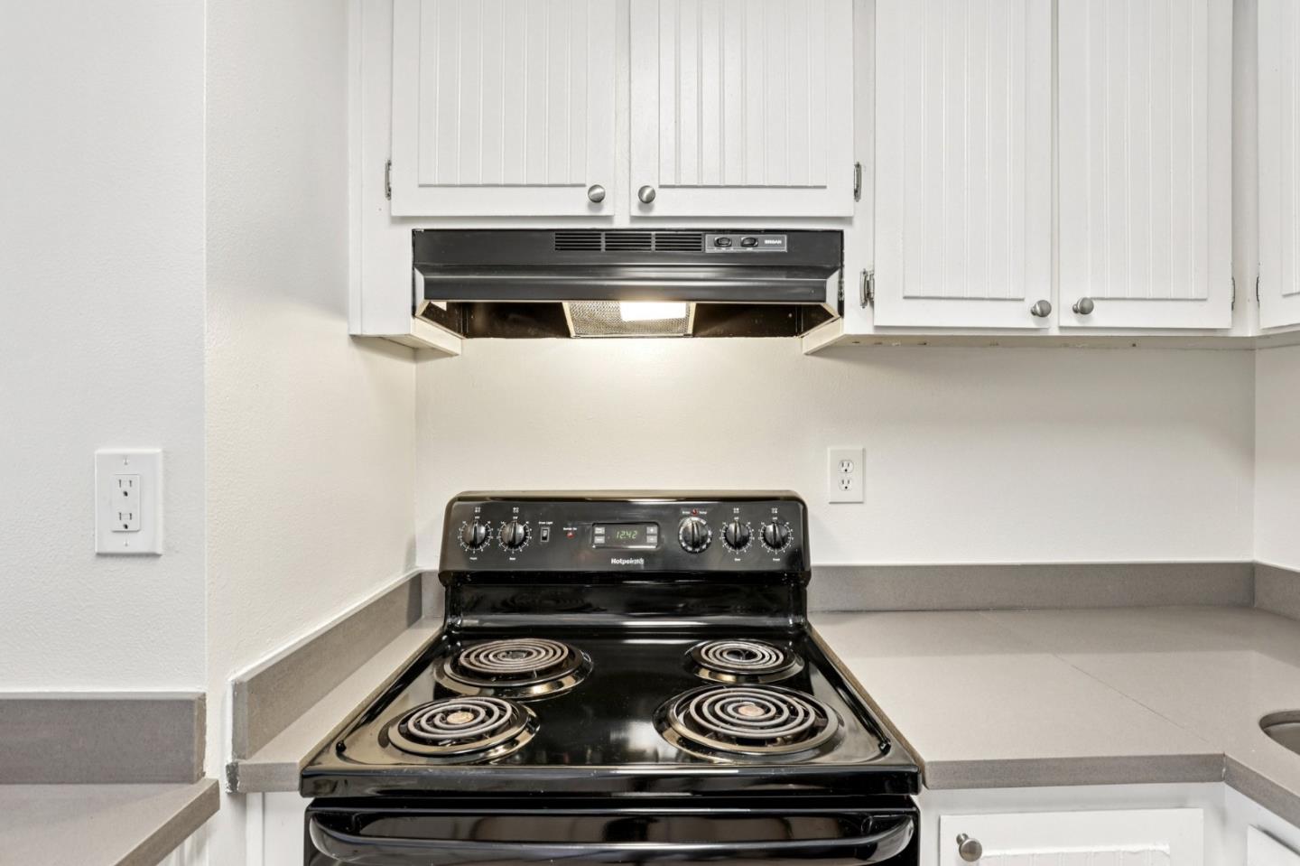 Detail Gallery Image 17 of 38 For 3909 Stevenson Blvd #306,  Fremont,  CA 94538 - 1 Beds | 1 Baths