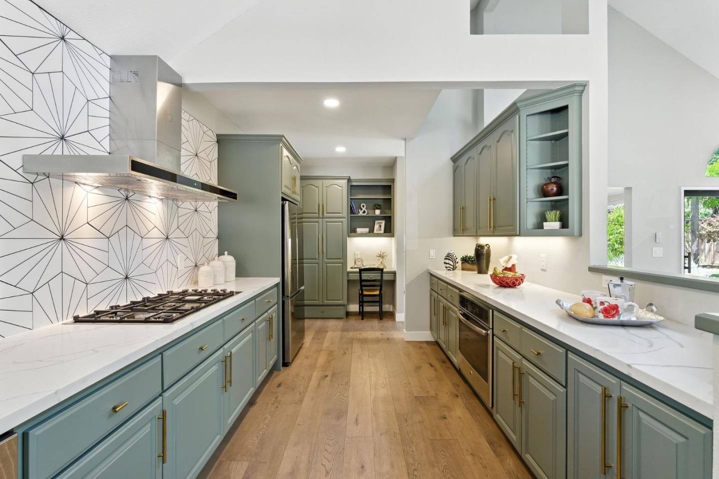 Detail Gallery Image 10 of 45 For 148 Promethean Way, Mountain View,  CA 94043 - 3 Beds | 2 Baths