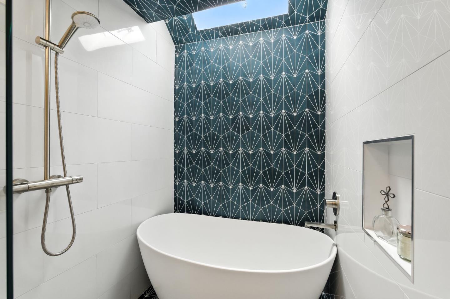 Detail Gallery Image 22 of 45 For 148 Promethean Way, Mountain View,  CA 94043 - 3 Beds | 2 Baths