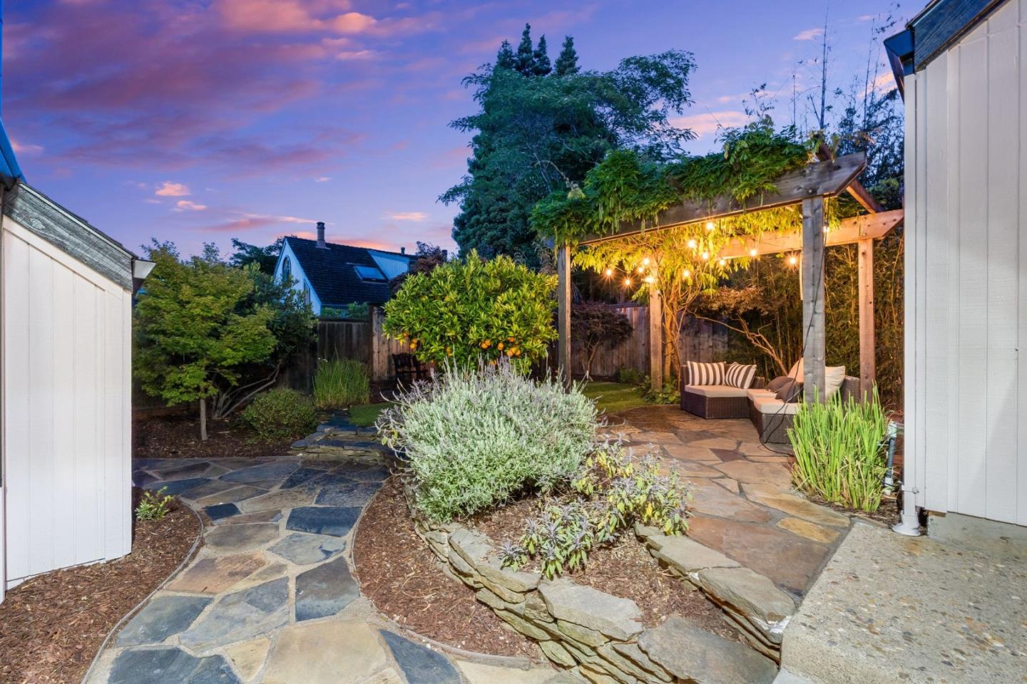 Detail Gallery Image 30 of 45 For 148 Promethean Way, Mountain View,  CA 94043 - 3 Beds | 2 Baths