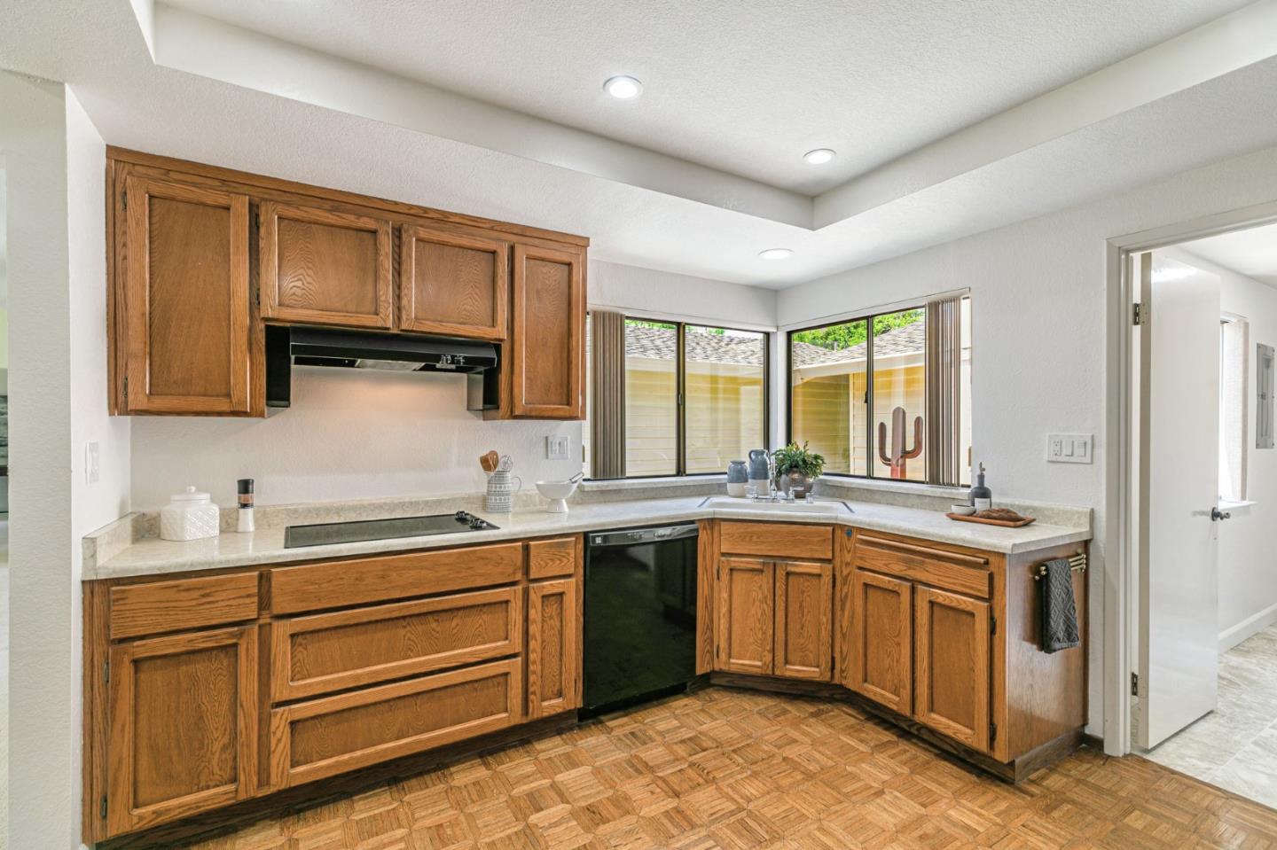Detail Gallery Image 18 of 73 For 7306 via Granja, San Jose,  CA 95135 - 3 Beds | 2 Baths