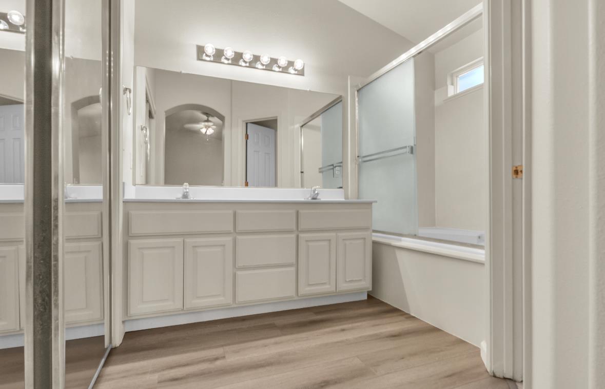 Detail Gallery Image 14 of 33 For 1916 Fall Brook Ct, Merced,  CA 95340 - 3 Beds | 2 Baths