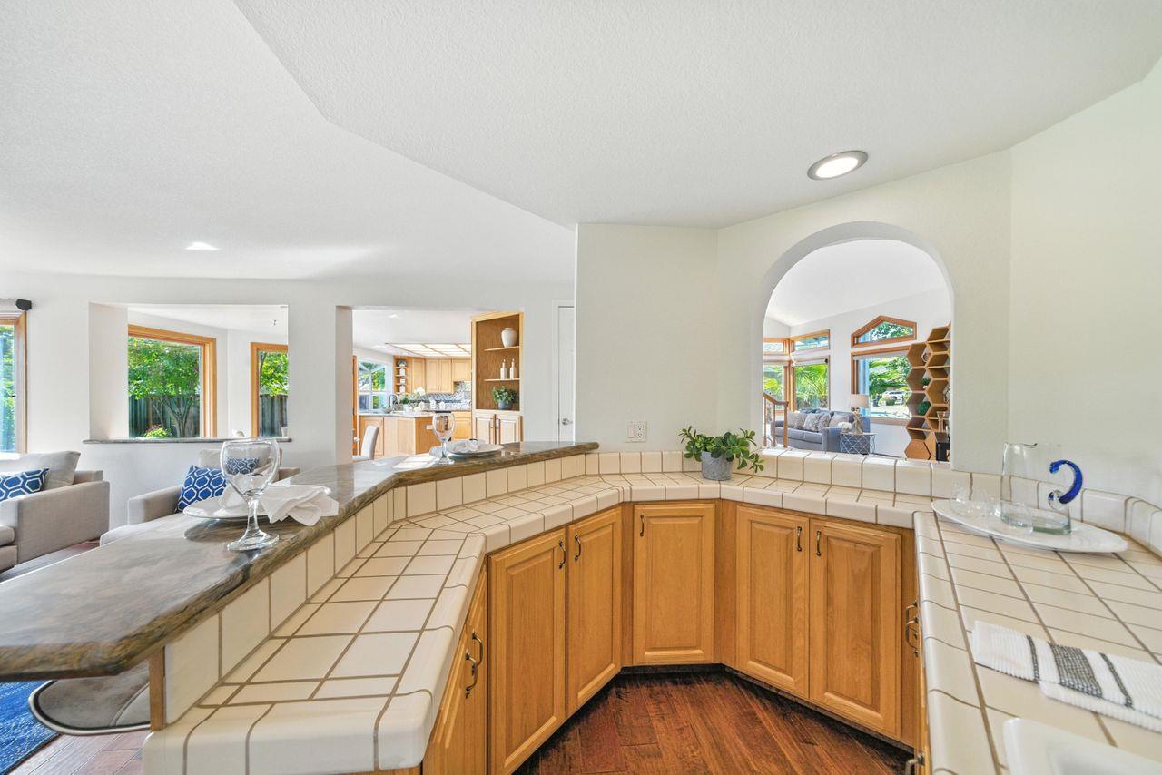 Detail Gallery Image 13 of 62 For 5942 Porto Alegre Dr, San Jose,  CA 95120 - 4 Beds | 2/1 Baths