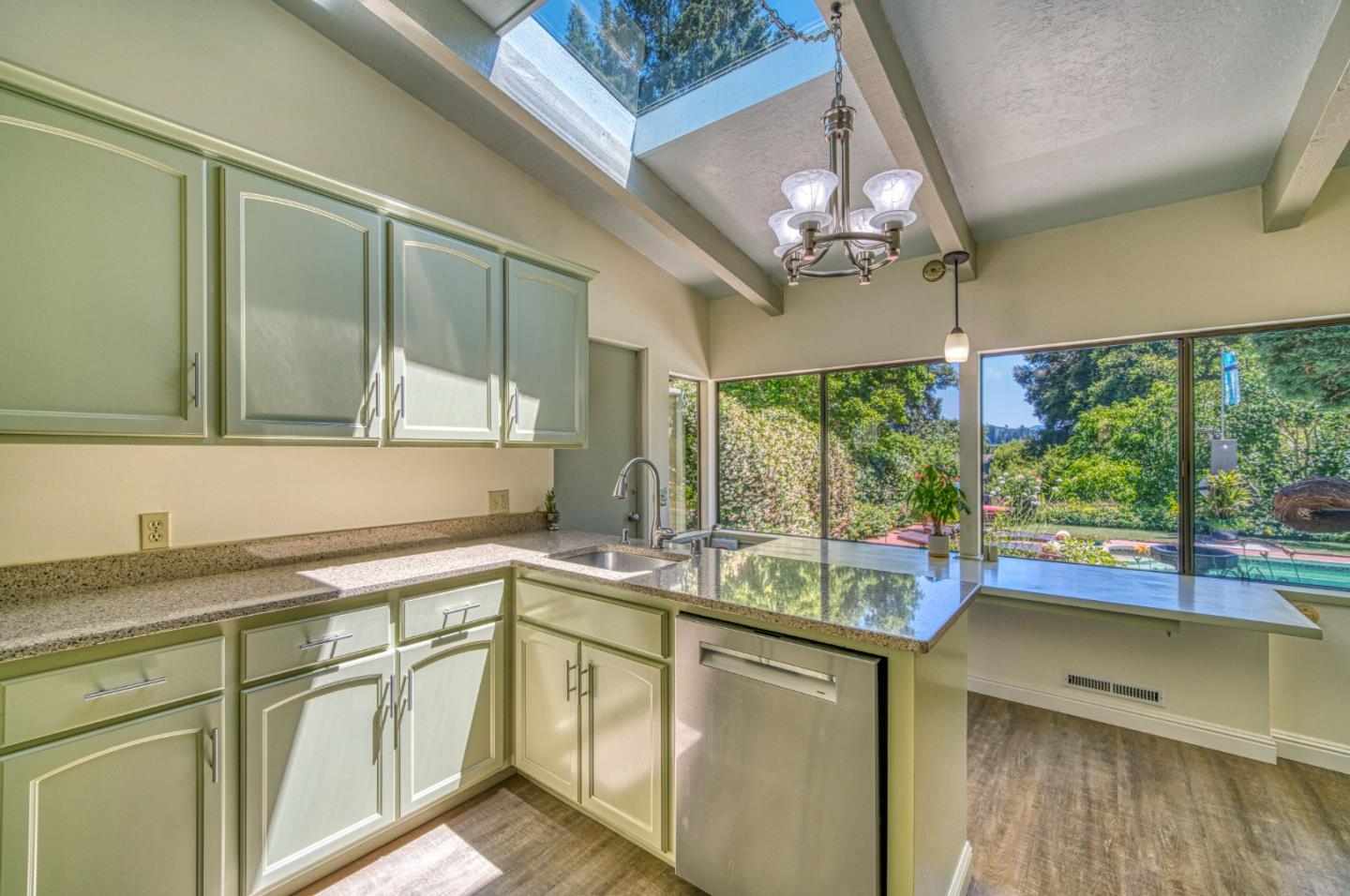 Detail Gallery Image 11 of 78 For 699 Felton Empire Rd, Felton,  CA 95018 - 3 Beds | 1/2 Baths