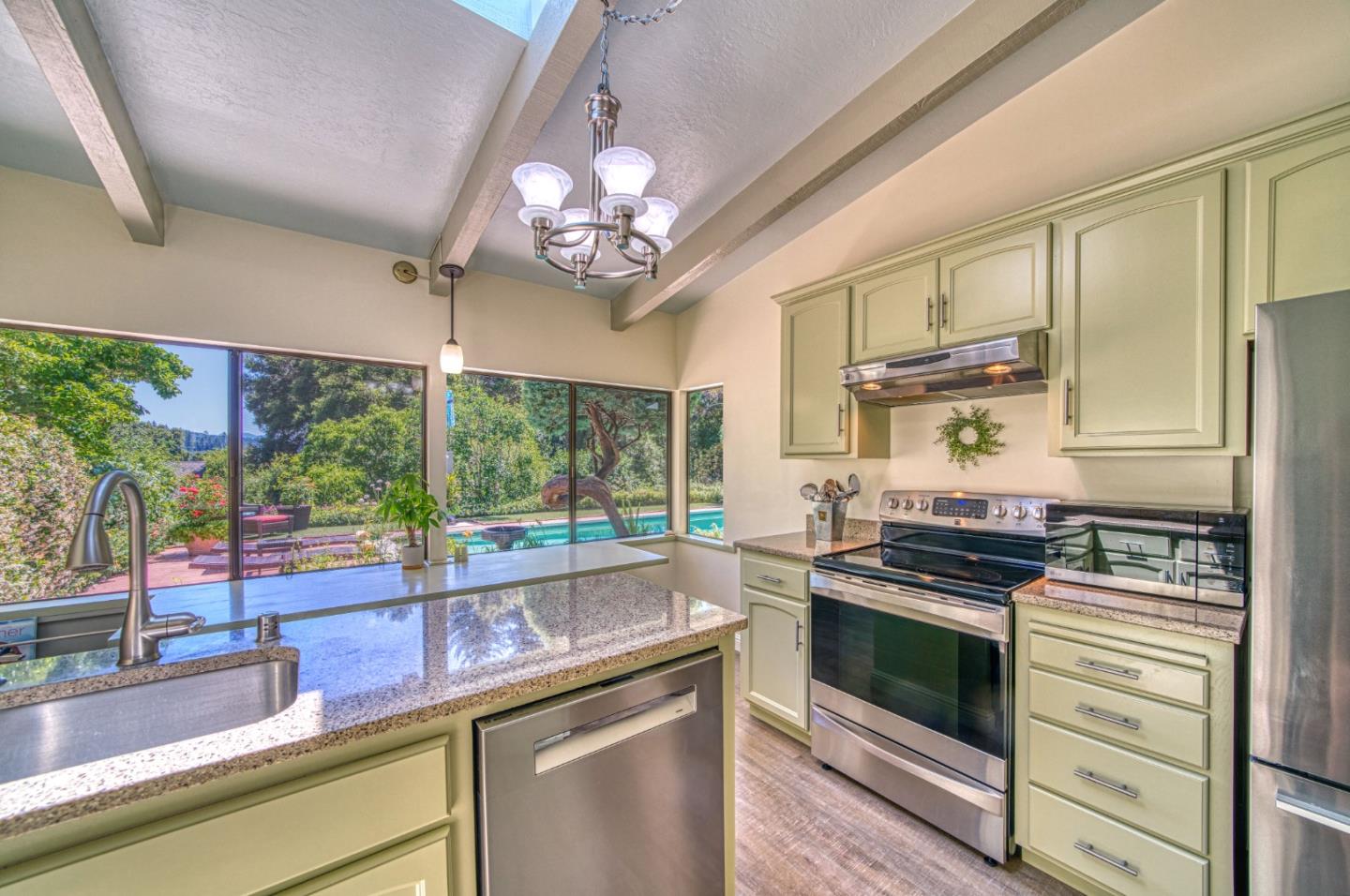 Detail Gallery Image 12 of 78 For 699 Felton Empire Rd, Felton,  CA 95018 - 3 Beds | 1/2 Baths