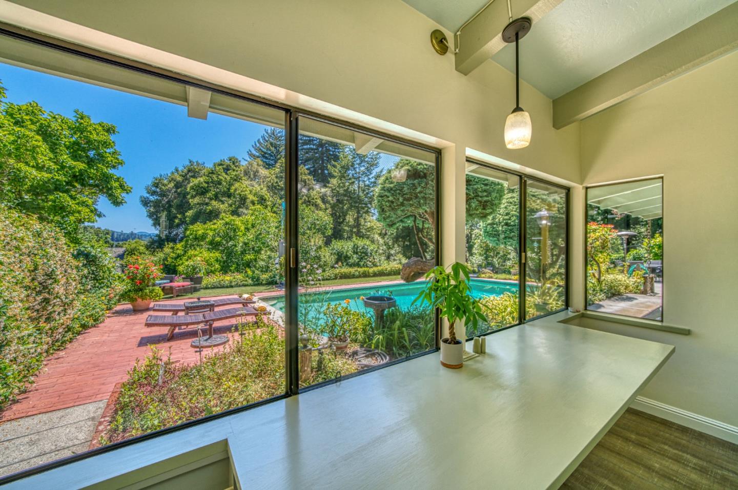 Detail Gallery Image 8 of 78 For 699 Felton Empire Rd, Felton,  CA 95018 - 3 Beds | 1/2 Baths