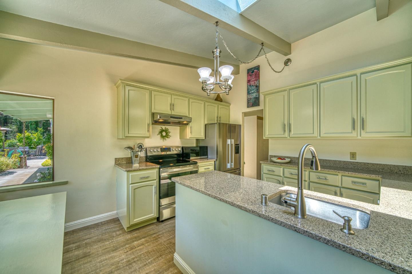 Detail Gallery Image 9 of 78 For 699 Felton Empire Rd, Felton,  CA 95018 - 3 Beds | 1/2 Baths