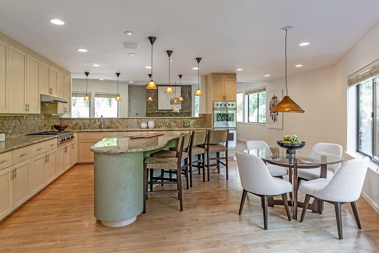 Detail Gallery Image 15 of 59 For 3 Oak Forest Ct, Portola Valley,  CA 94028 - 6 Beds | 5/1 Baths