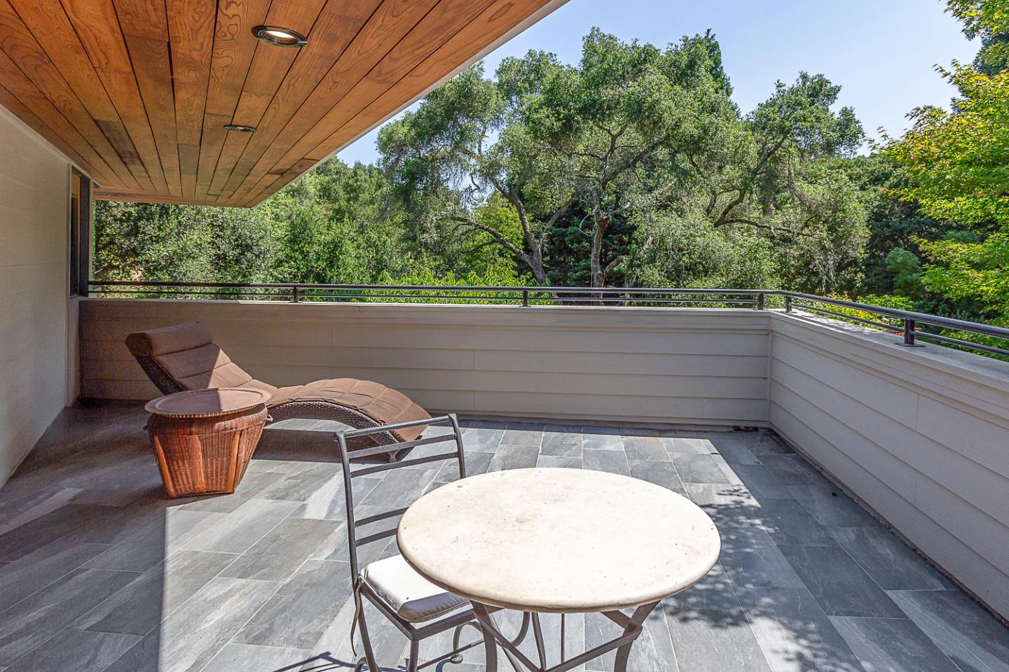 Detail Gallery Image 22 of 59 For 3 Oak Forest Ct, Portola Valley,  CA 94028 - 6 Beds | 5/1 Baths