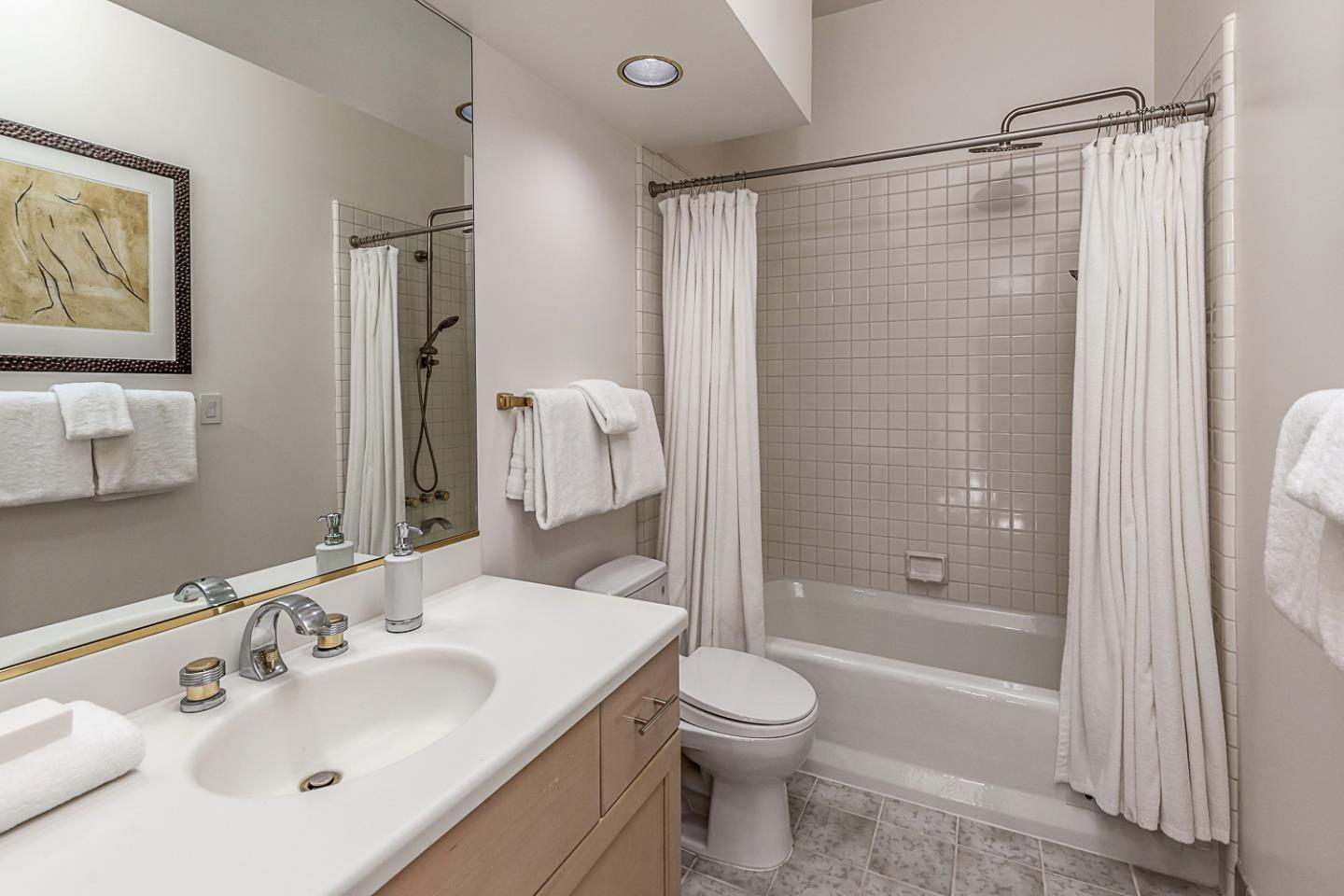 Detail Gallery Image 33 of 59 For 3 Oak Forest Ct, Portola Valley,  CA 94028 - 6 Beds | 5/1 Baths