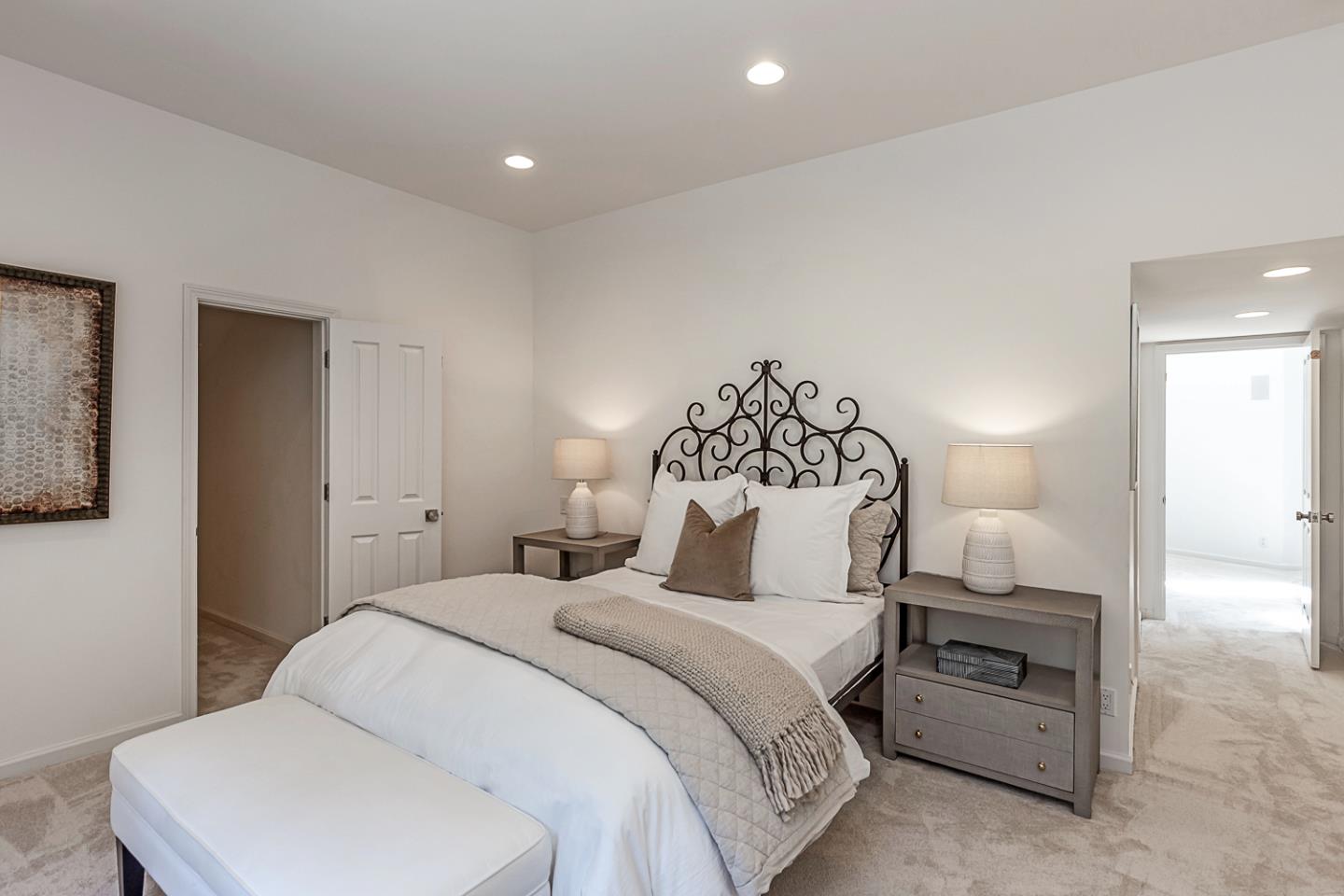 Detail Gallery Image 38 of 59 For 3 Oak Forest Ct, Portola Valley,  CA 94028 - 6 Beds | 5/1 Baths