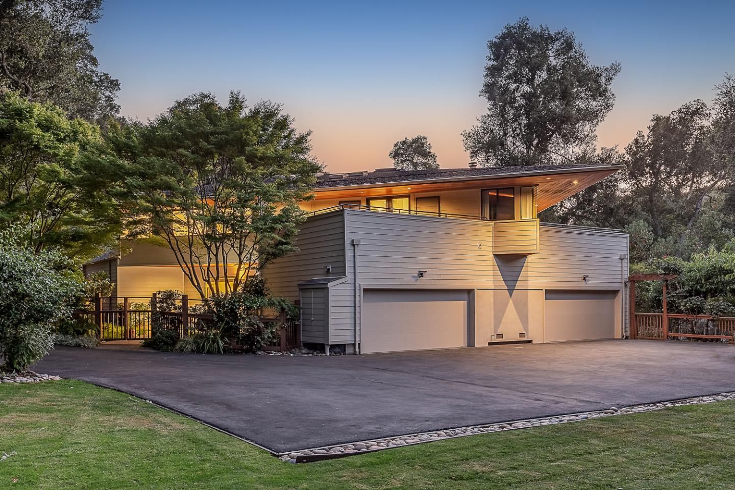 Detail Gallery Image 4 of 59 For 3 Oak Forest Ct, Portola Valley,  CA 94028 - 6 Beds | 5/1 Baths