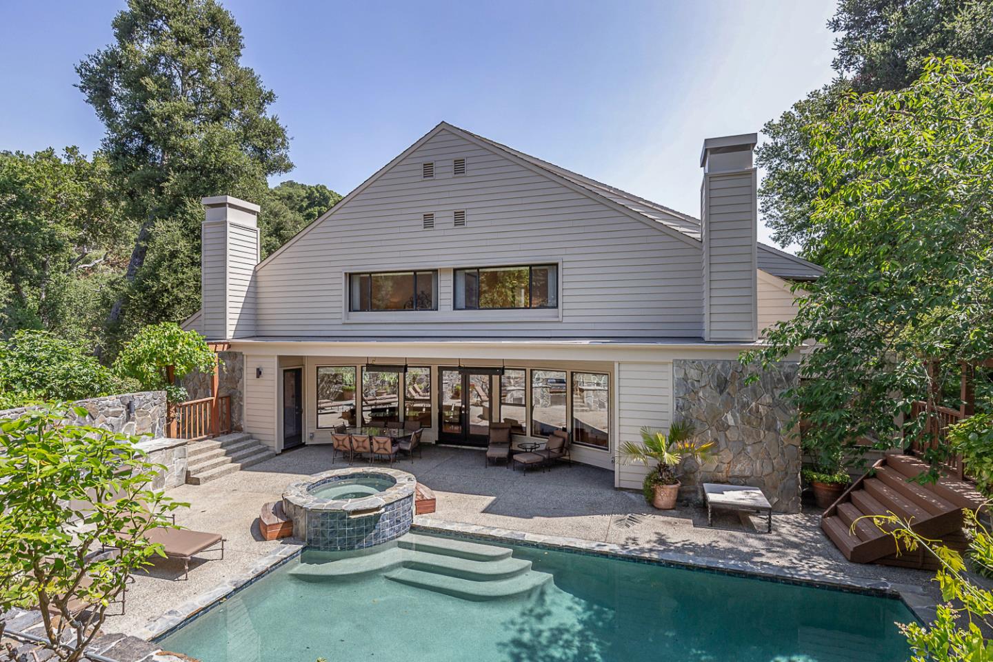 Detail Gallery Image 44 of 59 For 3 Oak Forest Ct, Portola Valley,  CA 94028 - 6 Beds | 5/1 Baths