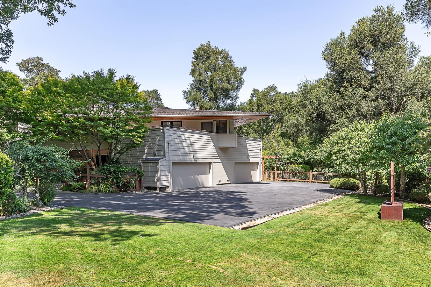 Detail Gallery Image 49 of 59 For 3 Oak Forest Ct, Portola Valley,  CA 94028 - 6 Beds | 5/1 Baths