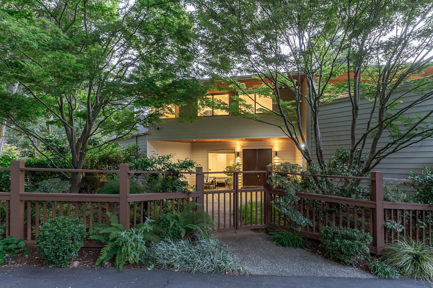Detail Gallery Image 5 of 59 For 3 Oak Forest Ct, Portola Valley,  CA 94028 - 6 Beds | 5/1 Baths