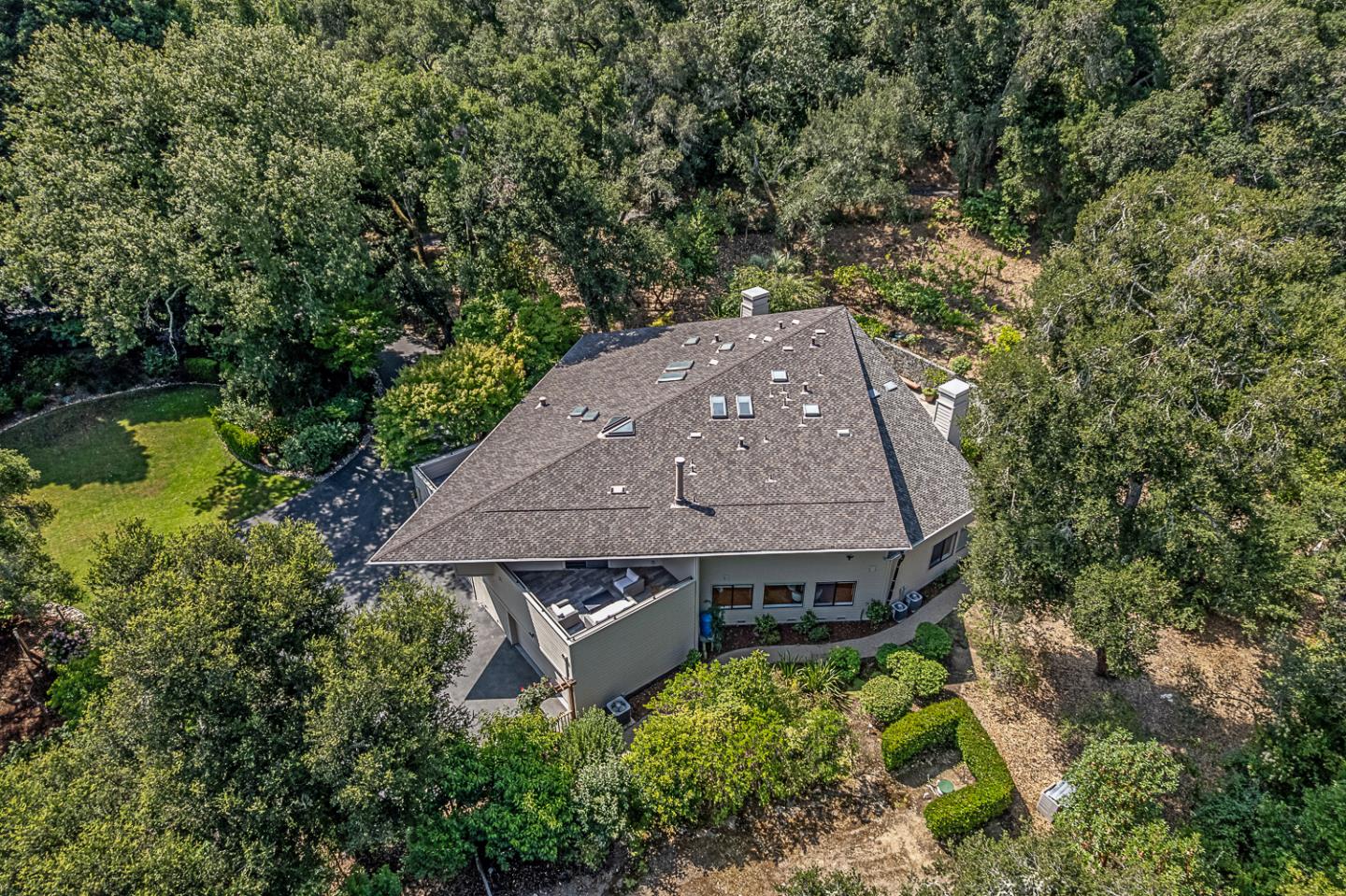 Detail Gallery Image 54 of 59 For 3 Oak Forest Ct, Portola Valley,  CA 94028 - 6 Beds | 5/1 Baths