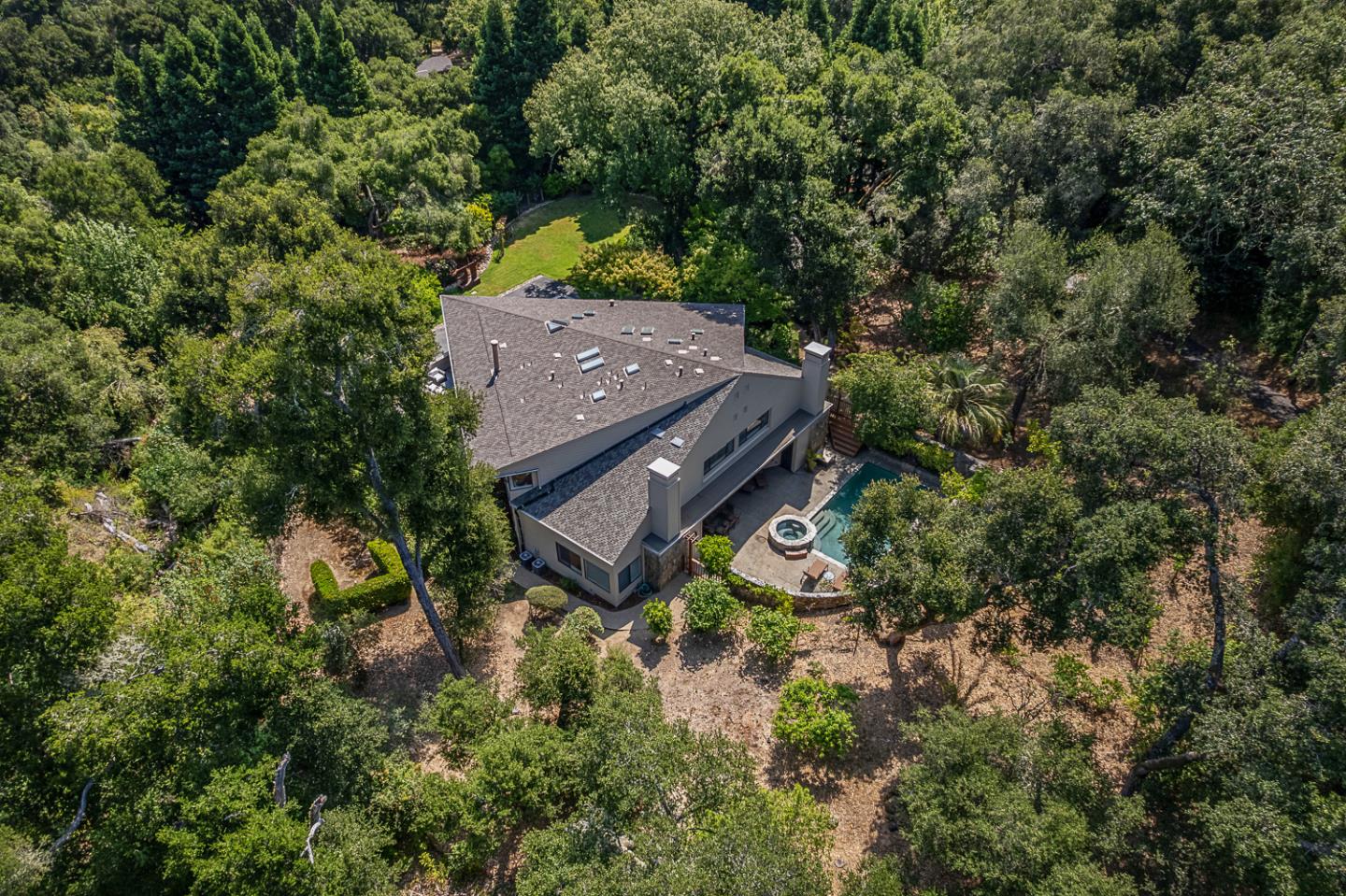 Detail Gallery Image 55 of 59 For 3 Oak Forest Ct, Portola Valley,  CA 94028 - 6 Beds | 5/1 Baths