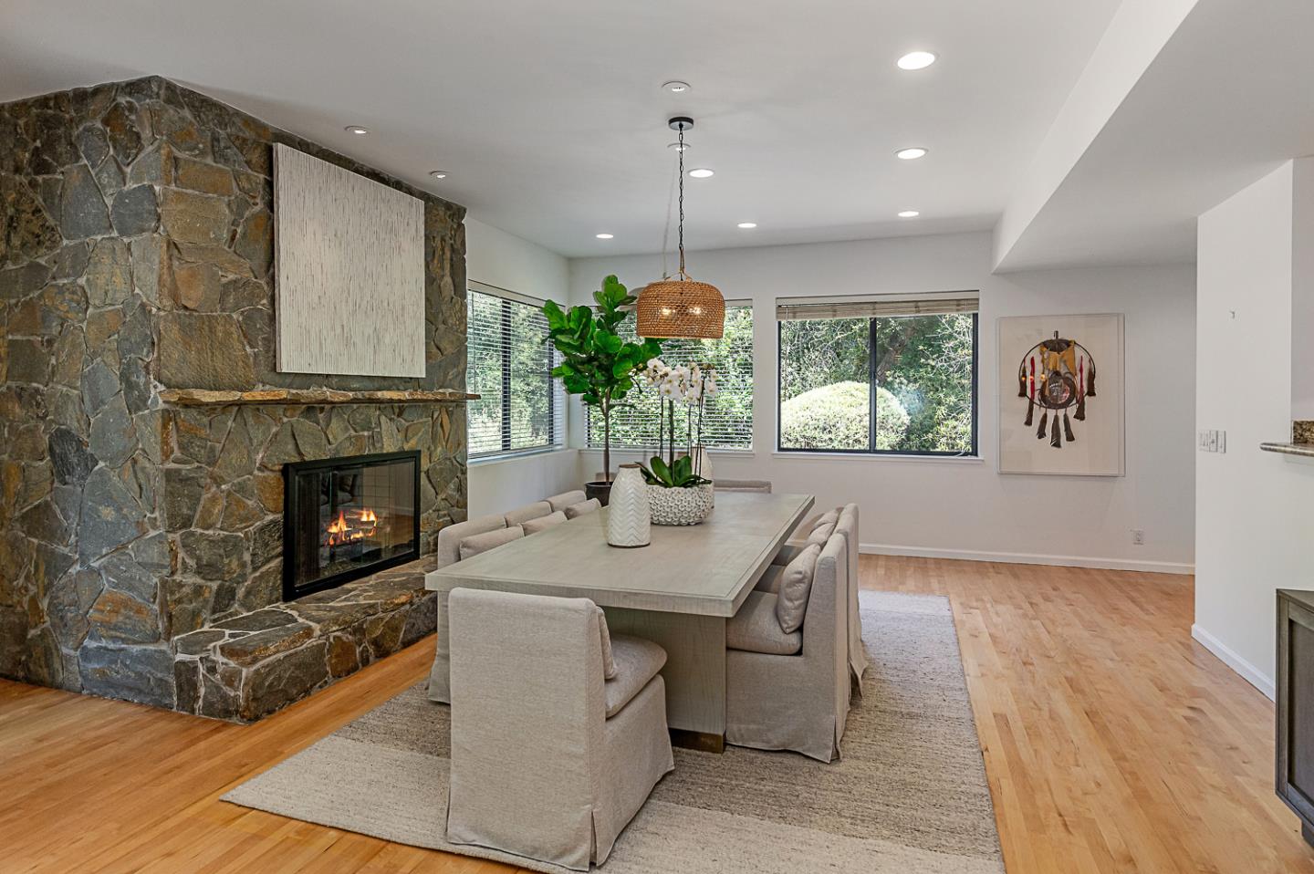 Detail Gallery Image 8 of 59 For 3 Oak Forest Ct, Portola Valley,  CA 94028 - 6 Beds | 5/1 Baths
