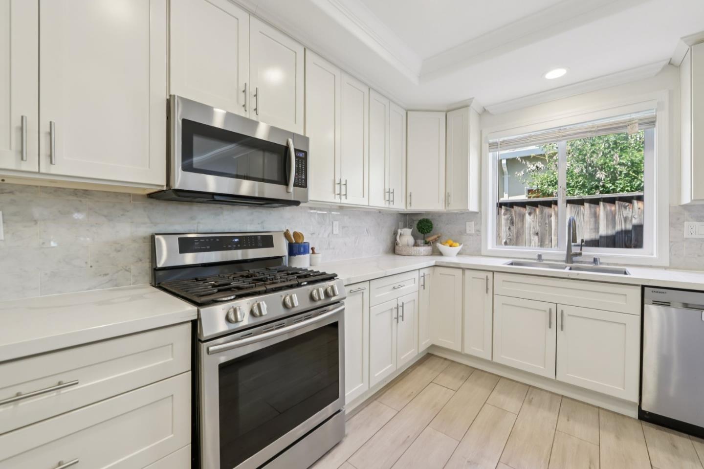 Detail Gallery Image 11 of 33 For 2820 Donizetti Ct, San Jose,  CA 95132 - 4 Beds | 3 Baths