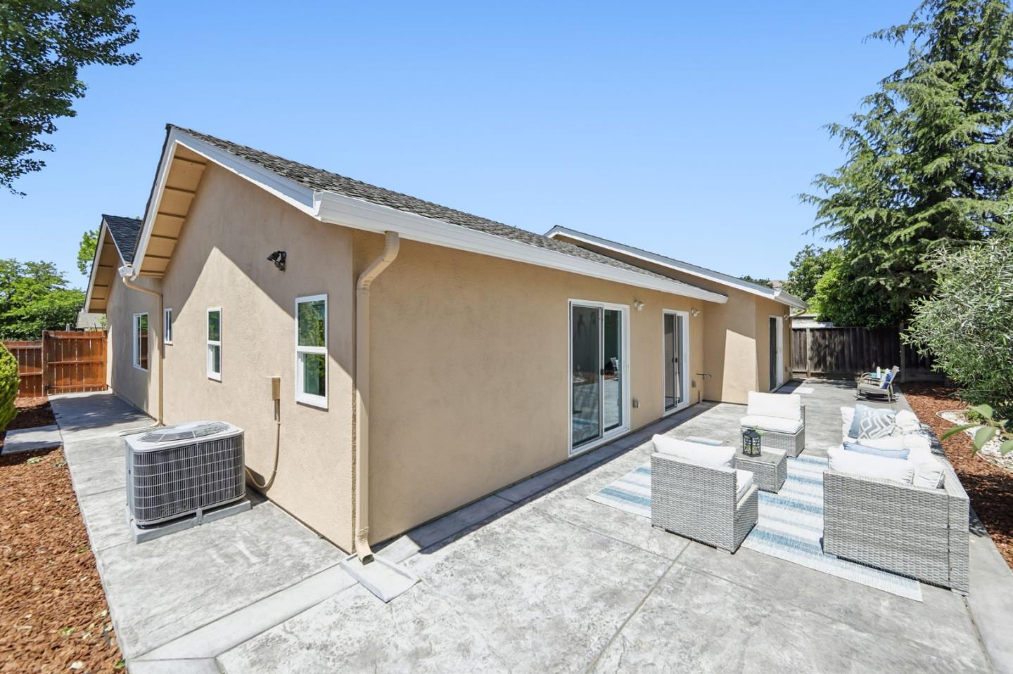 Detail Gallery Image 27 of 33 For 2820 Donizetti Ct, San Jose,  CA 95132 - 4 Beds | 3 Baths