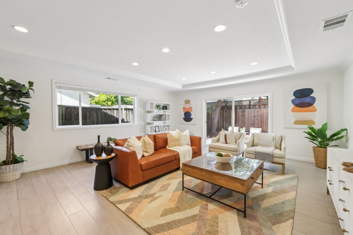 Detail Gallery Image 5 of 33 For 2820 Donizetti Ct, San Jose,  CA 95132 - 4 Beds | 3 Baths