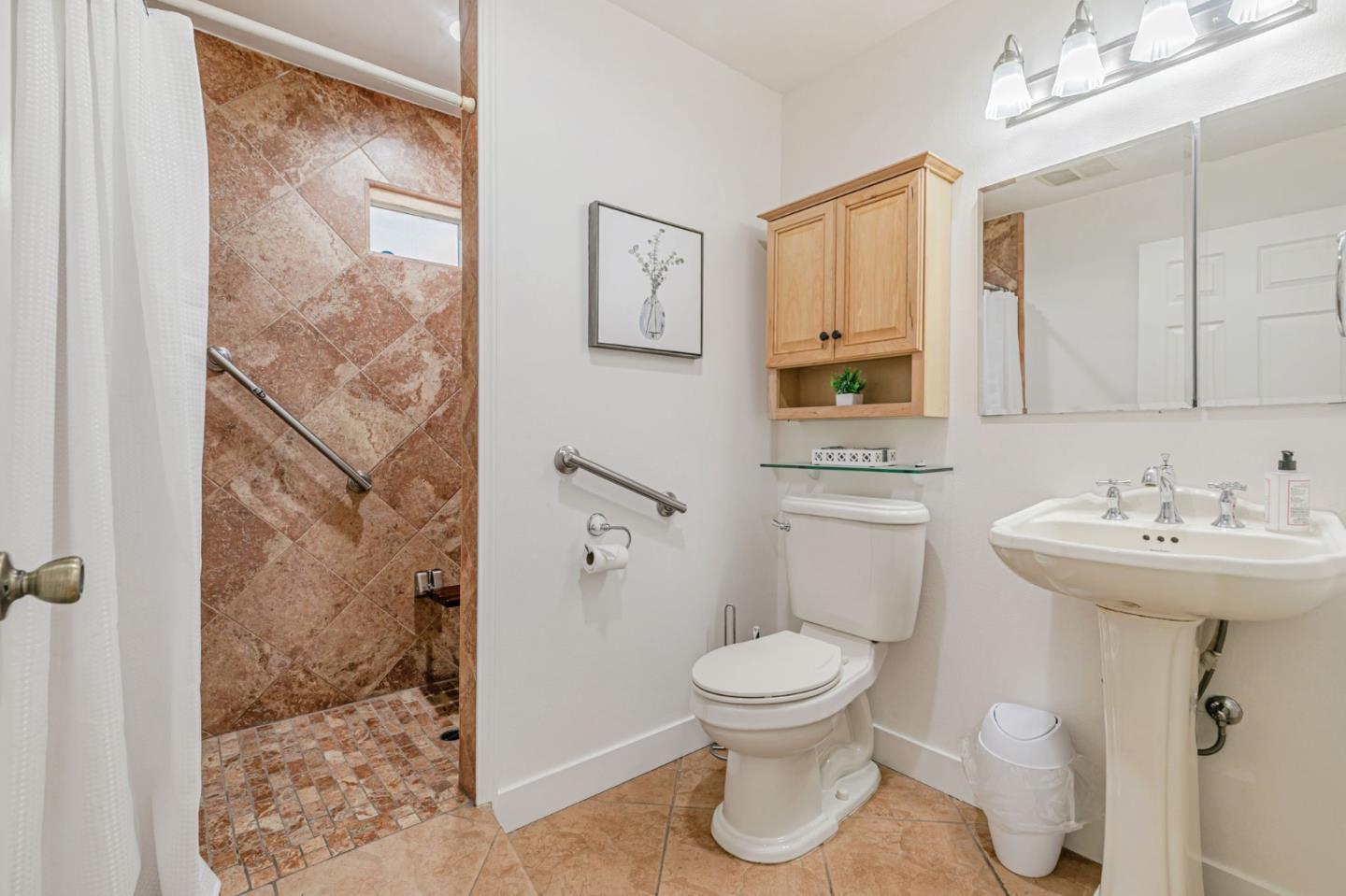 Detail Gallery Image 17 of 34 For 6095 Springer Way, San Jose,  CA 95123 - 4 Beds | 3 Baths