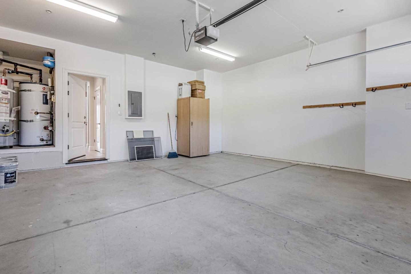 Detail Gallery Image 50 of 66 For 33 Lupine Valley Ct, Brisbane,  CA 94005 - 4 Beds | 2/1 Baths