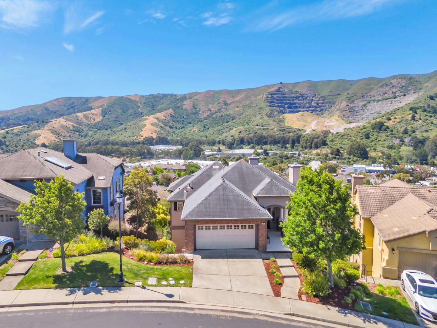 Detail Gallery Image 66 of 66 For 33 Lupine Valley Ct, Brisbane,  CA 94005 - 4 Beds | 2/1 Baths