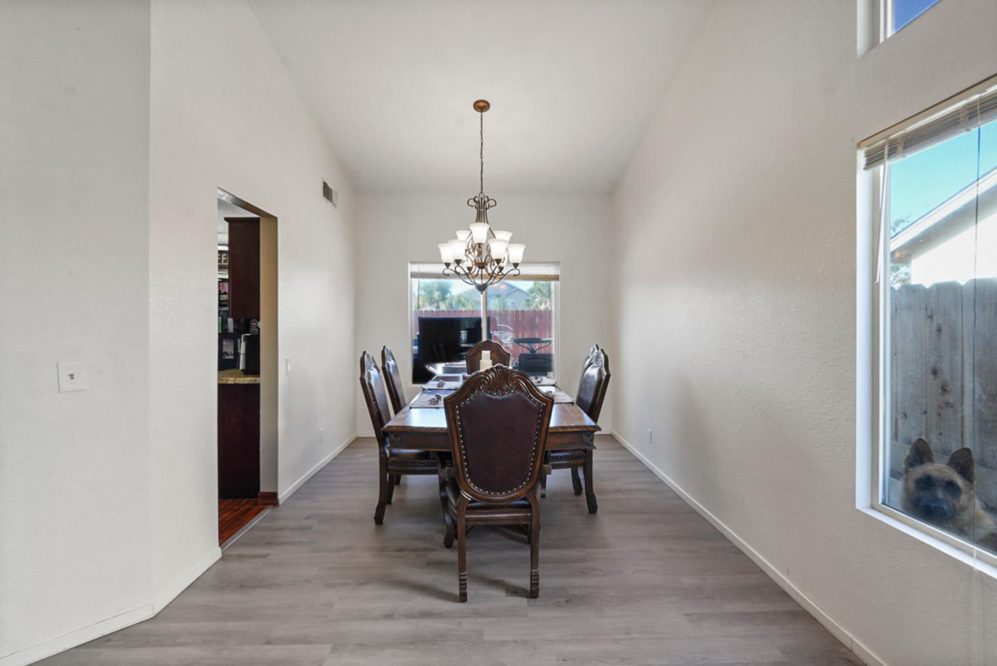 Detail Gallery Image 10 of 40 For 16452 Harmony Ranch Dr, Delhi,  CA 95315 - 4 Beds | 3 Baths
