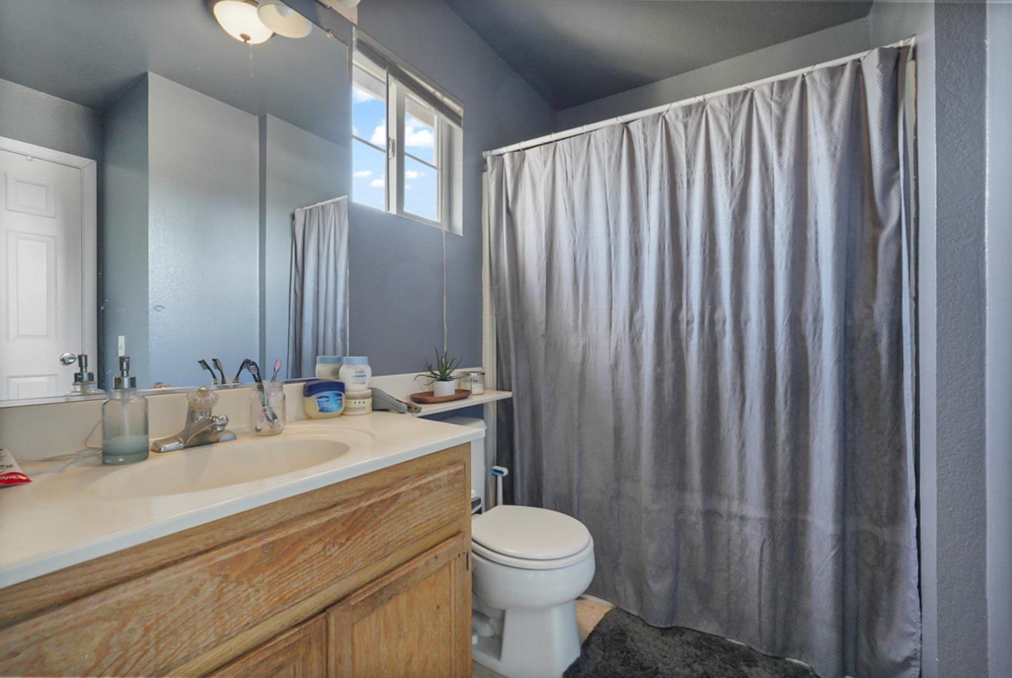 Detail Gallery Image 37 of 40 For 16452 Harmony Ranch Dr, Delhi,  CA 95315 - 4 Beds | 3 Baths