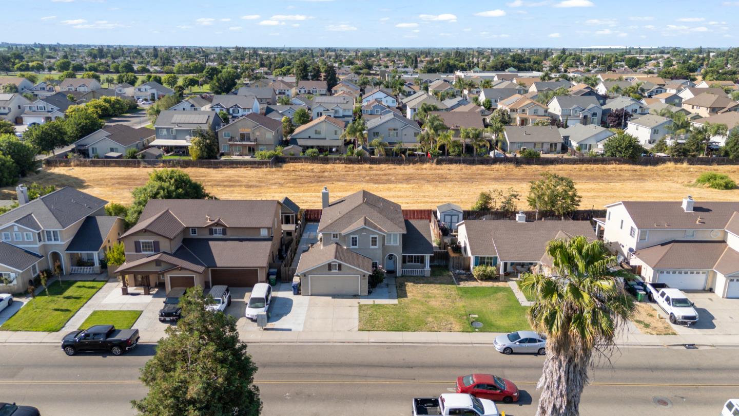 Detail Gallery Image 5 of 40 For 16452 Harmony Ranch Dr, Delhi,  CA 95315 - 4 Beds | 3 Baths