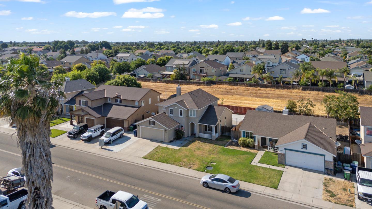 Detail Gallery Image 7 of 40 For 16452 Harmony Ranch Dr, Delhi,  CA 95315 - 4 Beds | 3 Baths