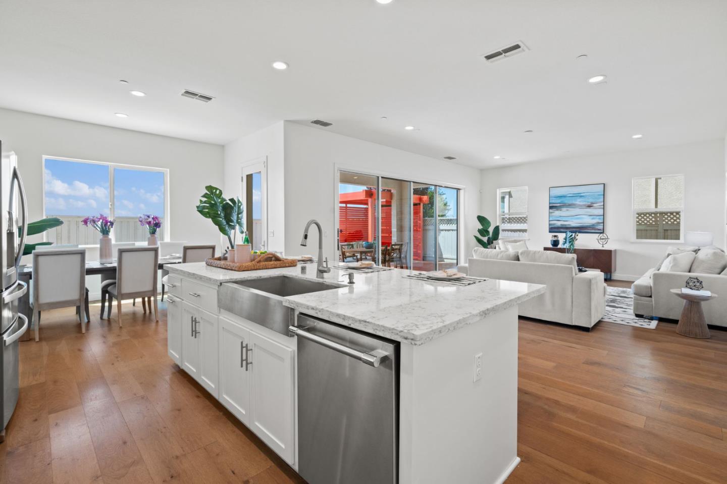 Detail Gallery Image 21 of 84 For 6757 Grasshopper Ave, Newark,  CA 94560 - 4 Beds | 4/1 Baths