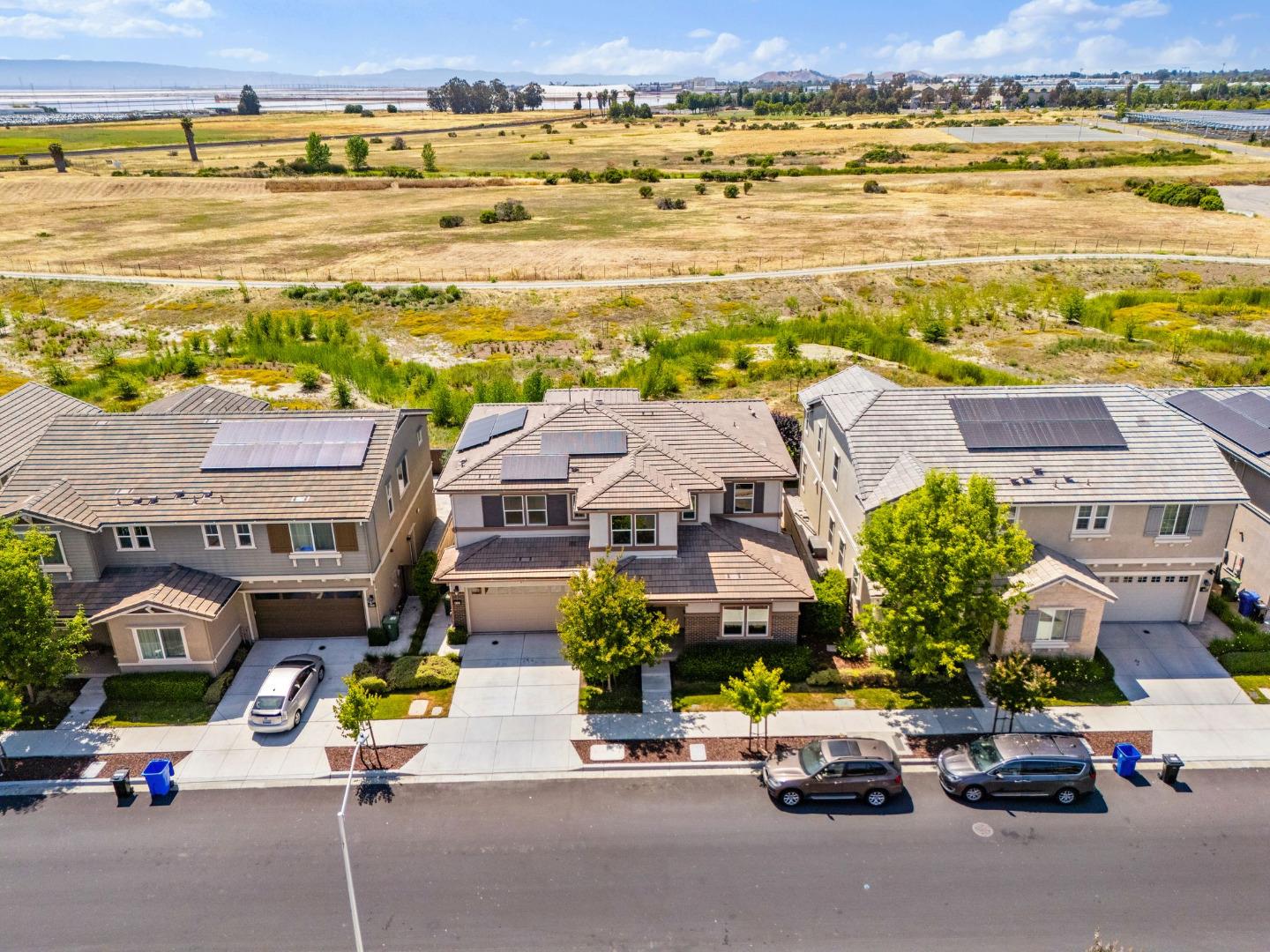 Detail Gallery Image 80 of 84 For 6757 Grasshopper Ave, Newark,  CA 94560 - 4 Beds | 4/1 Baths