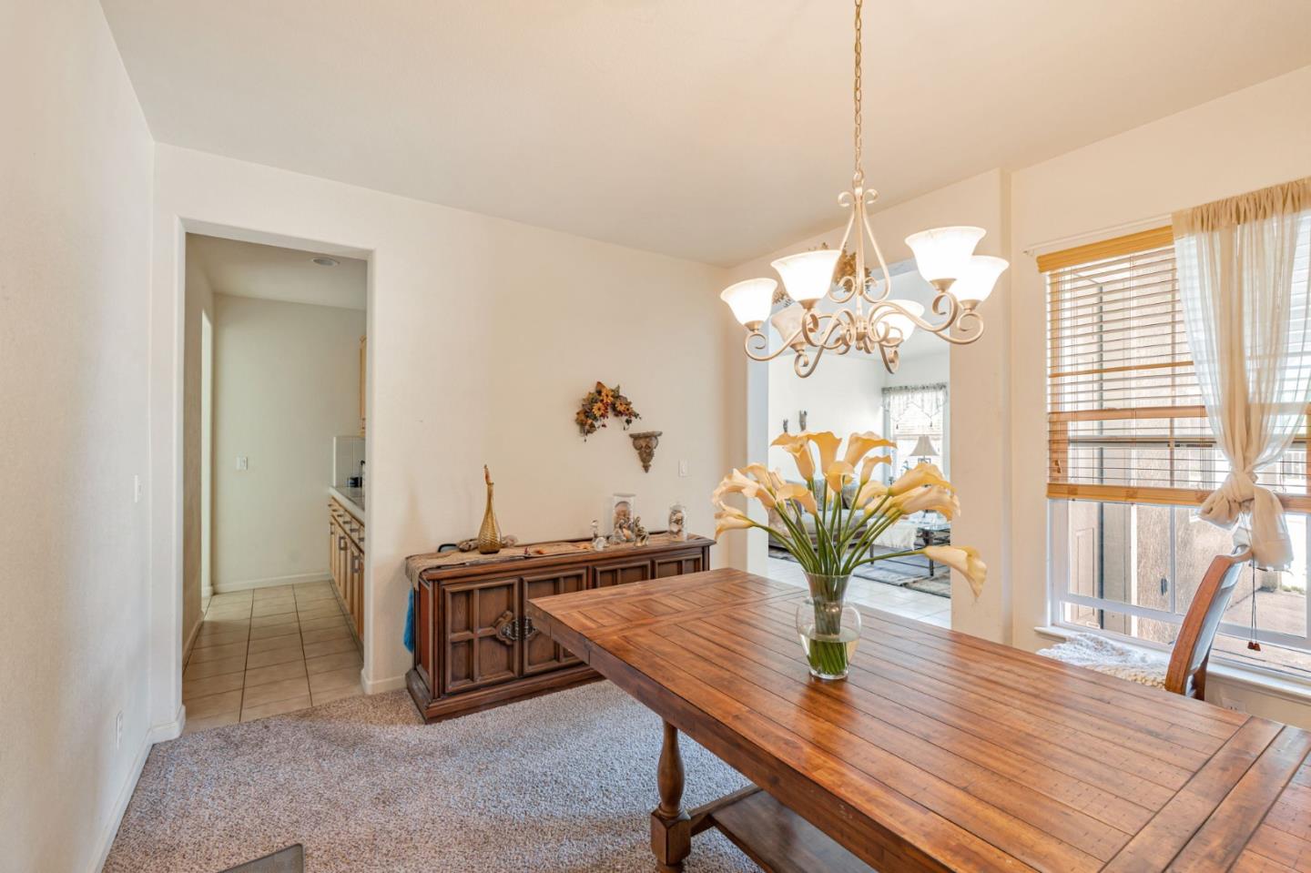 Detail Gallery Image 20 of 56 For 367 Sunburst St, Los Banos,  CA 93635 - 6 Beds | 3 Baths