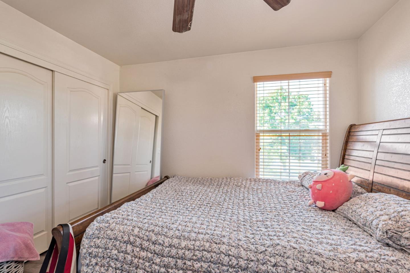 Detail Gallery Image 36 of 56 For 367 Sunburst St, Los Banos,  CA 93635 - 6 Beds | 3 Baths