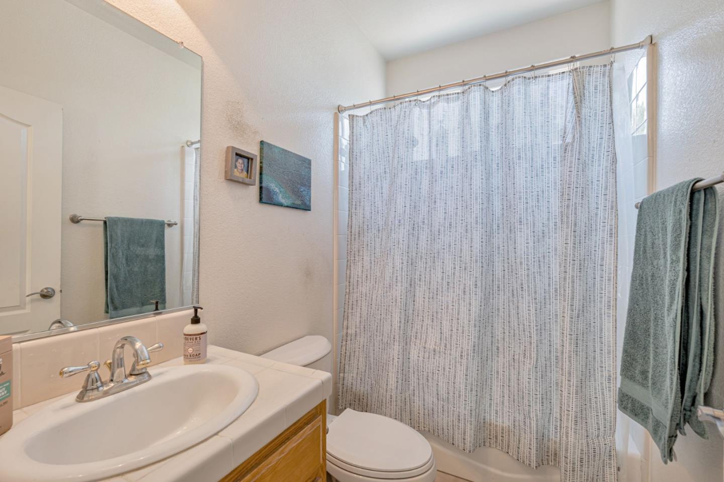 Detail Gallery Image 40 of 56 For 367 Sunburst St, Los Banos,  CA 93635 - 6 Beds | 3 Baths