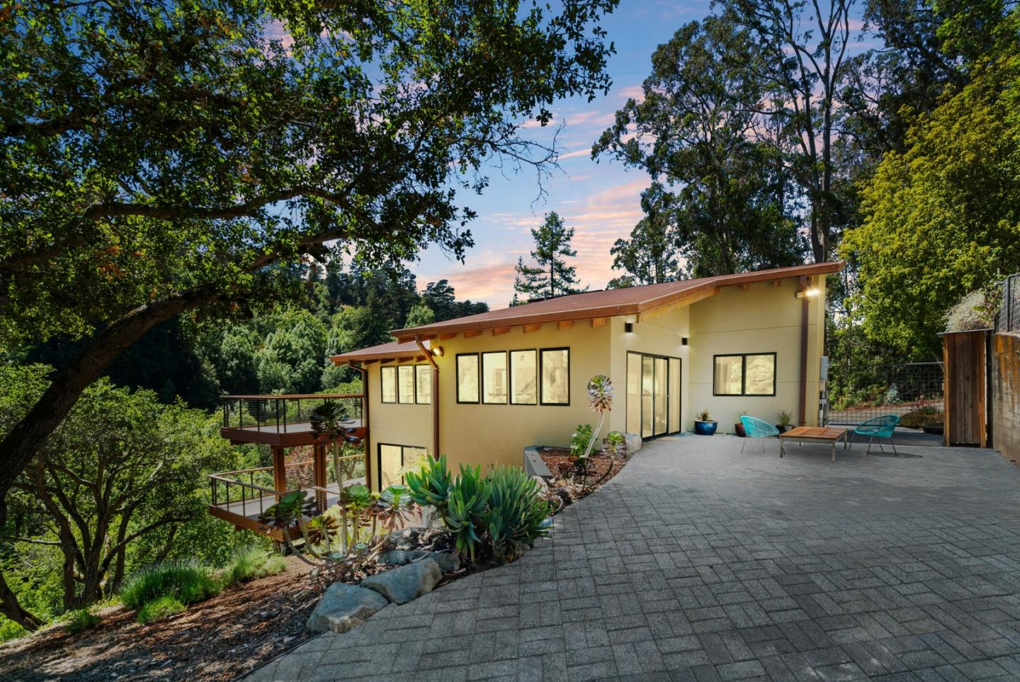 Detail Gallery Image 2 of 46 For 3773 Paul Sweet Rd, Santa Cruz,  CA 95065 - 3 Beds | 2 Baths