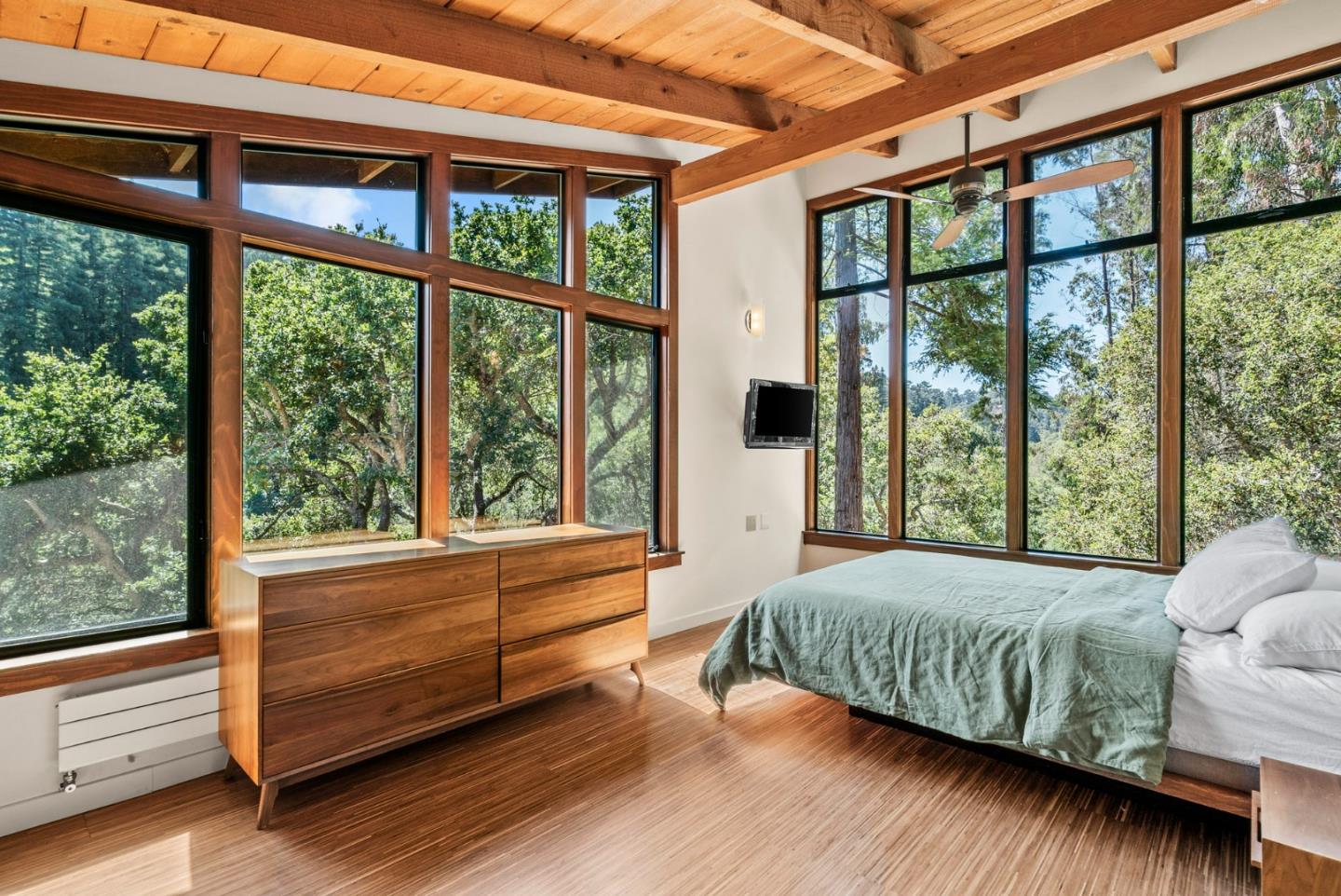 Detail Gallery Image 21 of 46 For 3773 Paul Sweet Rd, Santa Cruz,  CA 95065 - 3 Beds | 2 Baths