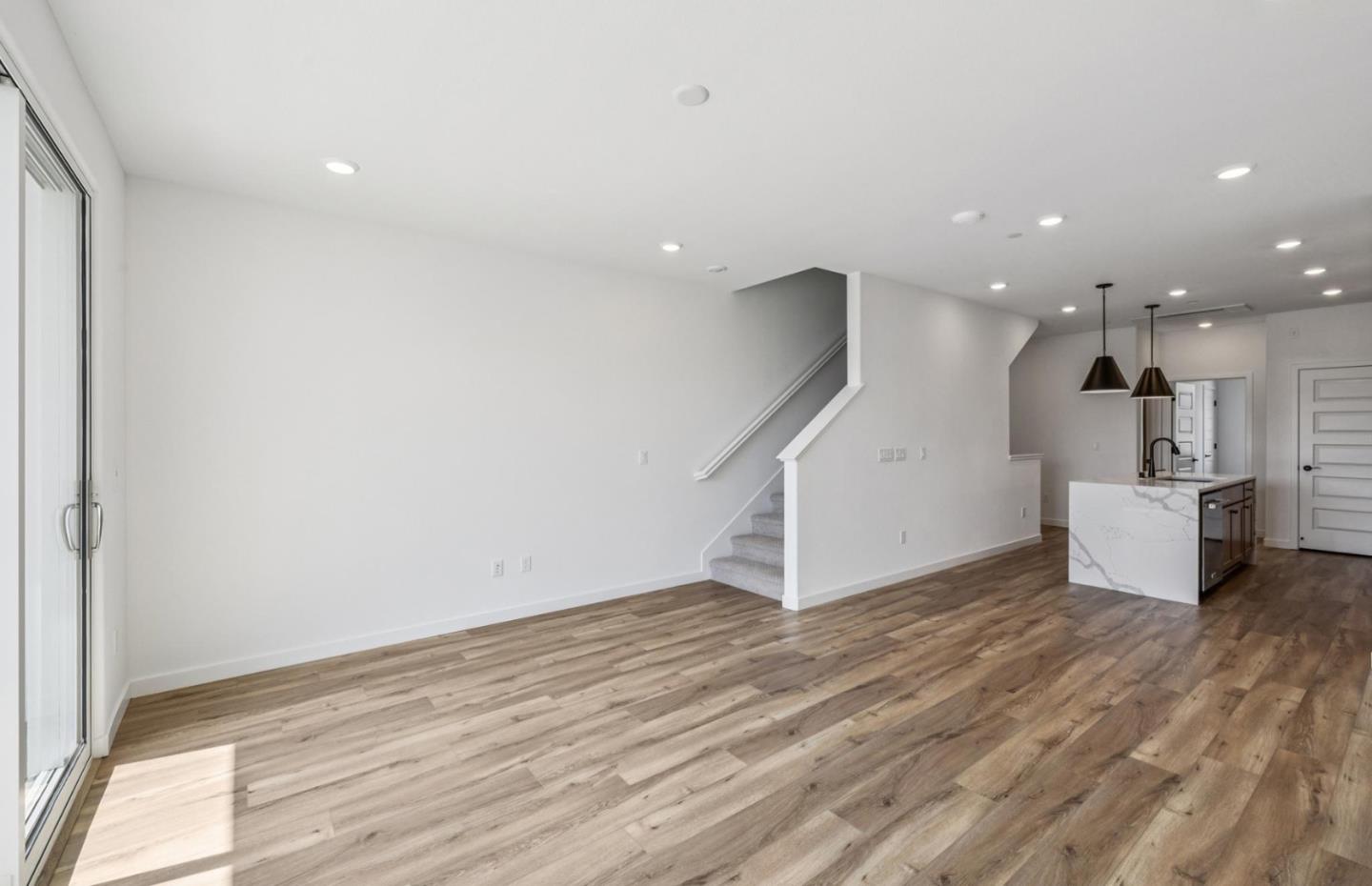 Detail Gallery Image 20 of 53 For 1377 California Cir, Milpitas,  CA 95035 - 3 Beds | 2 Baths