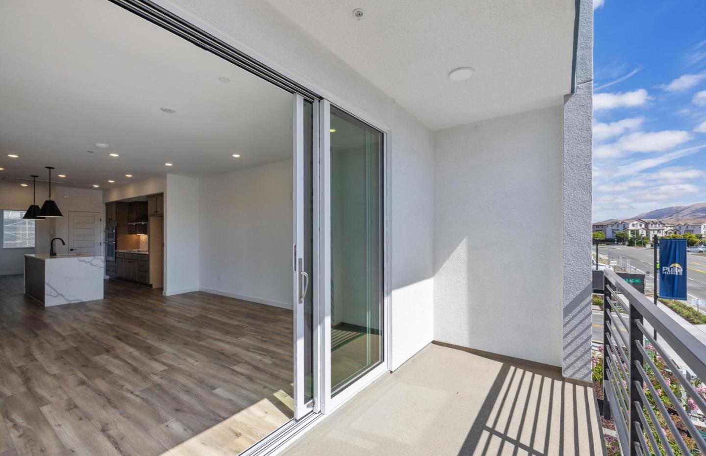 Detail Gallery Image 24 of 53 For 1377 California Cir, Milpitas,  CA 95035 - 3 Beds | 2 Baths