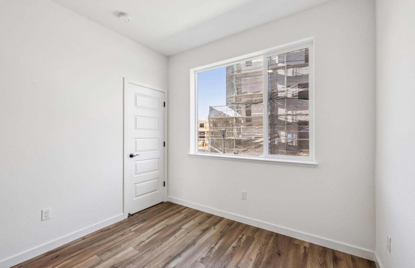 Detail Gallery Image 29 of 53 For 1377 California Cir, Milpitas,  CA 95035 - 3 Beds | 2 Baths