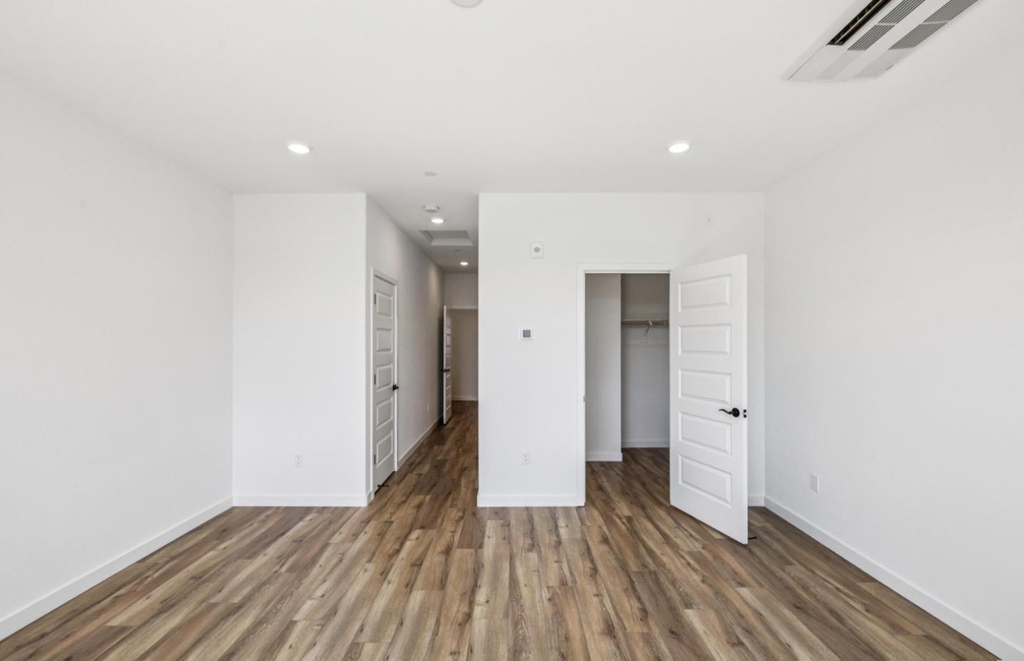 Detail Gallery Image 41 of 53 For 1377 California Cir, Milpitas,  CA 95035 - 3 Beds | 2 Baths
