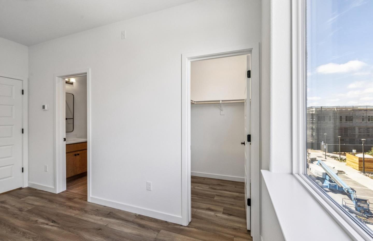 Detail Gallery Image 49 of 53 For 1377 California Cir, Milpitas,  CA 95035 - 3 Beds | 2 Baths