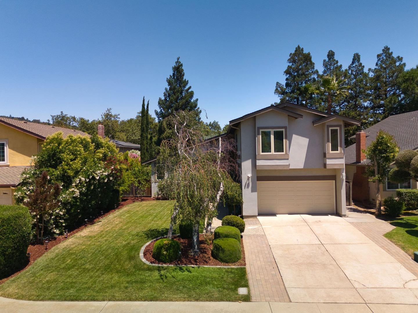 Detail Gallery Image 2 of 44 For 6892 Villagewood Way, San Jose,  CA 95120 - 4 Beds | 3 Baths