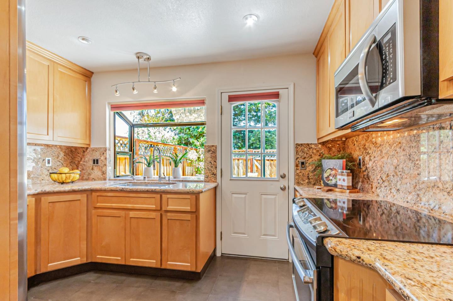 Detail Gallery Image 15 of 44 For 6579 Cooperage Ct, San Jose,  CA 95120 - 2 Beds | 2 Baths