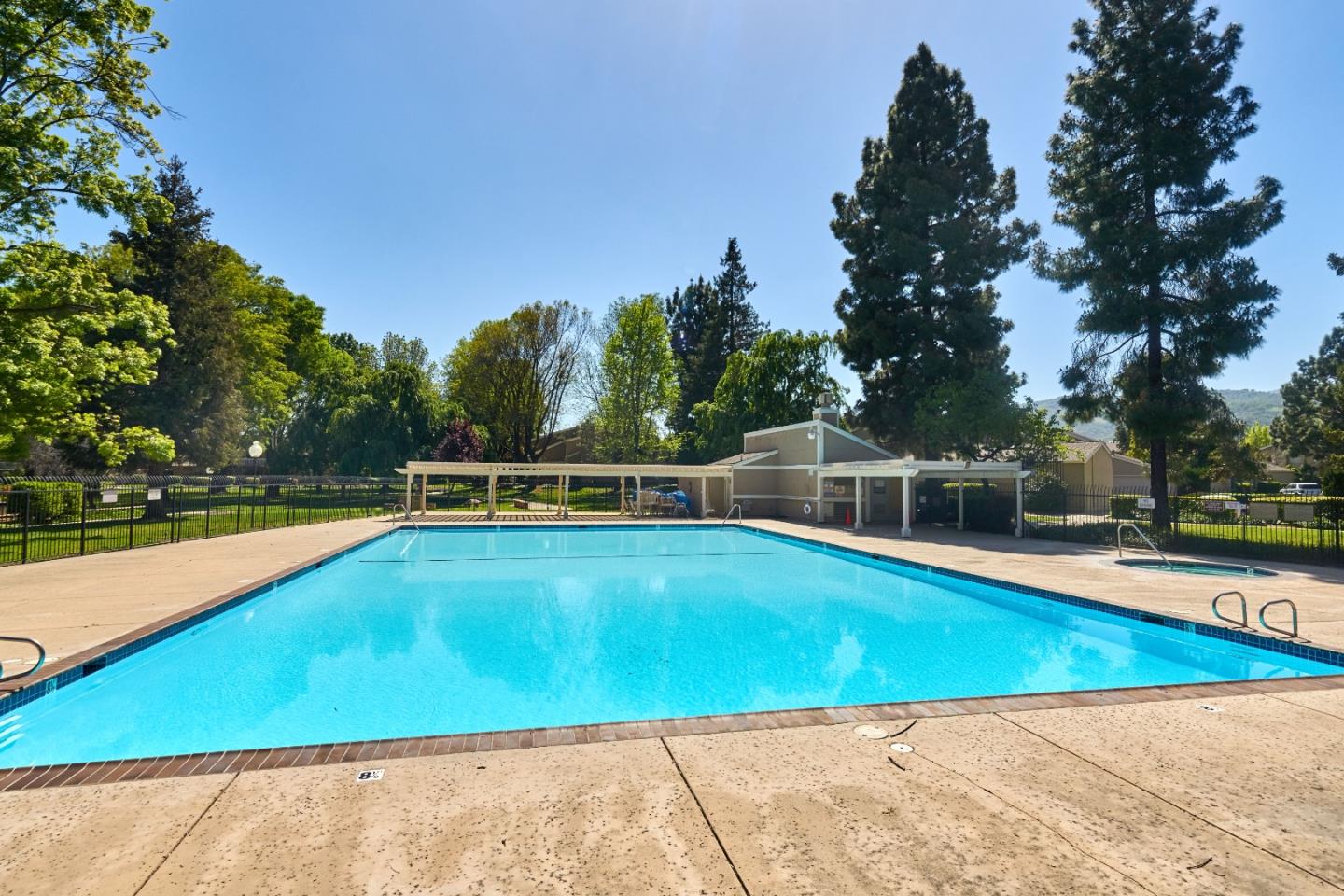 Detail Gallery Image 3 of 44 For 6579 Cooperage Ct, San Jose,  CA 95120 - 2 Beds | 2 Baths