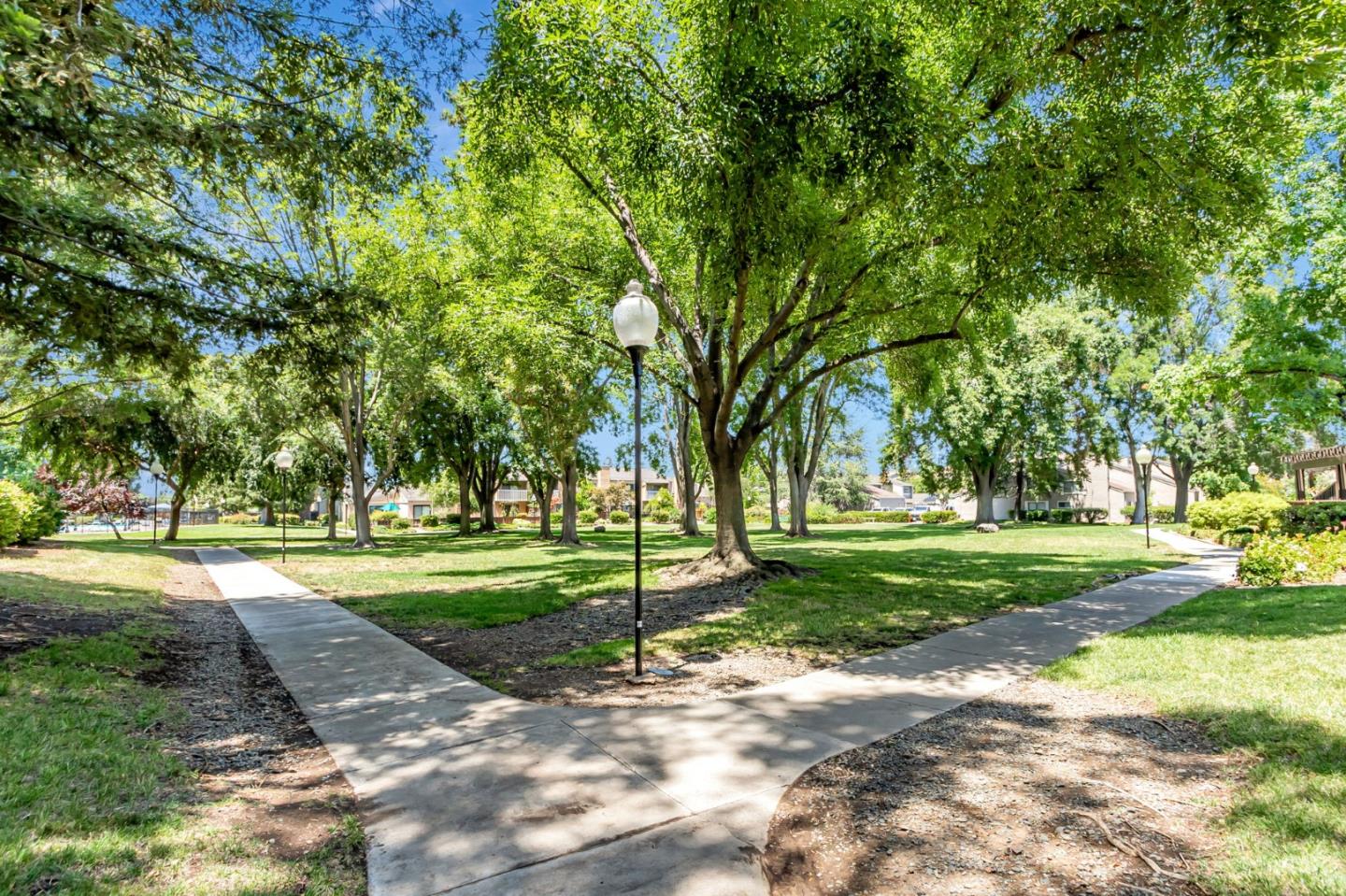 Detail Gallery Image 38 of 44 For 6579 Cooperage Ct, San Jose,  CA 95120 - 2 Beds | 2 Baths