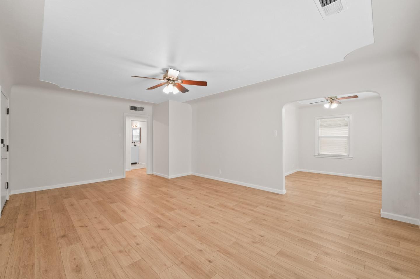 Detail Gallery Image 14 of 34 For 636 W 25th St, Merced,  CA 95340 - 2 Beds | 1 Baths