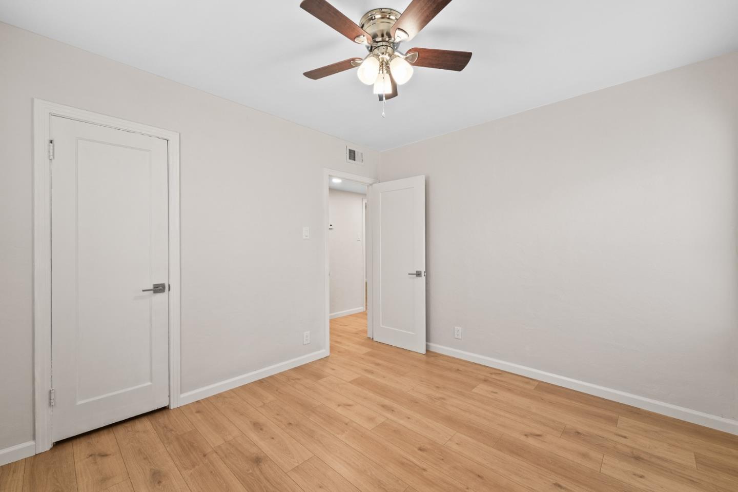 Detail Gallery Image 29 of 34 For 636 W 25th St, Merced,  CA 95340 - 2 Beds | 1 Baths